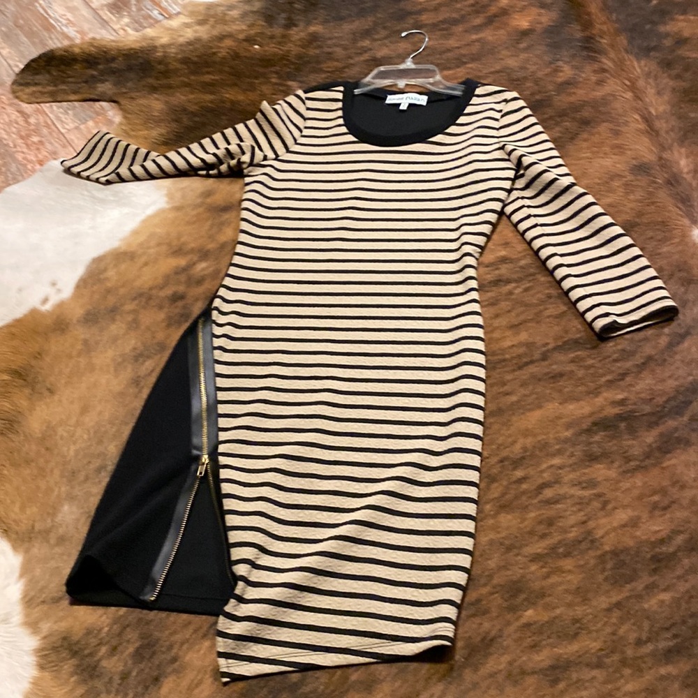 Size medium dress worn once Black and Tan